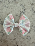 Rose buds and ribbons 0.2 bow